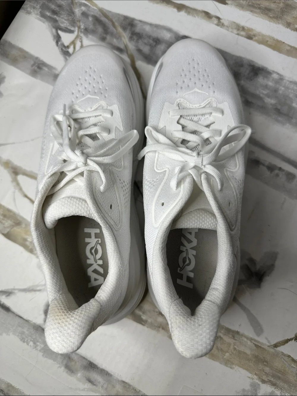 Hoka One One Clifton 10 youth